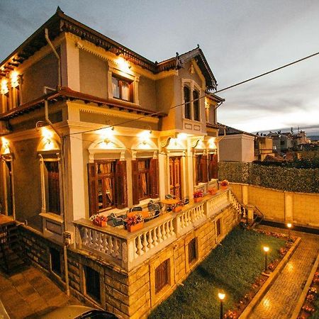Hotel Vila Mano Korce Buitenkant foto