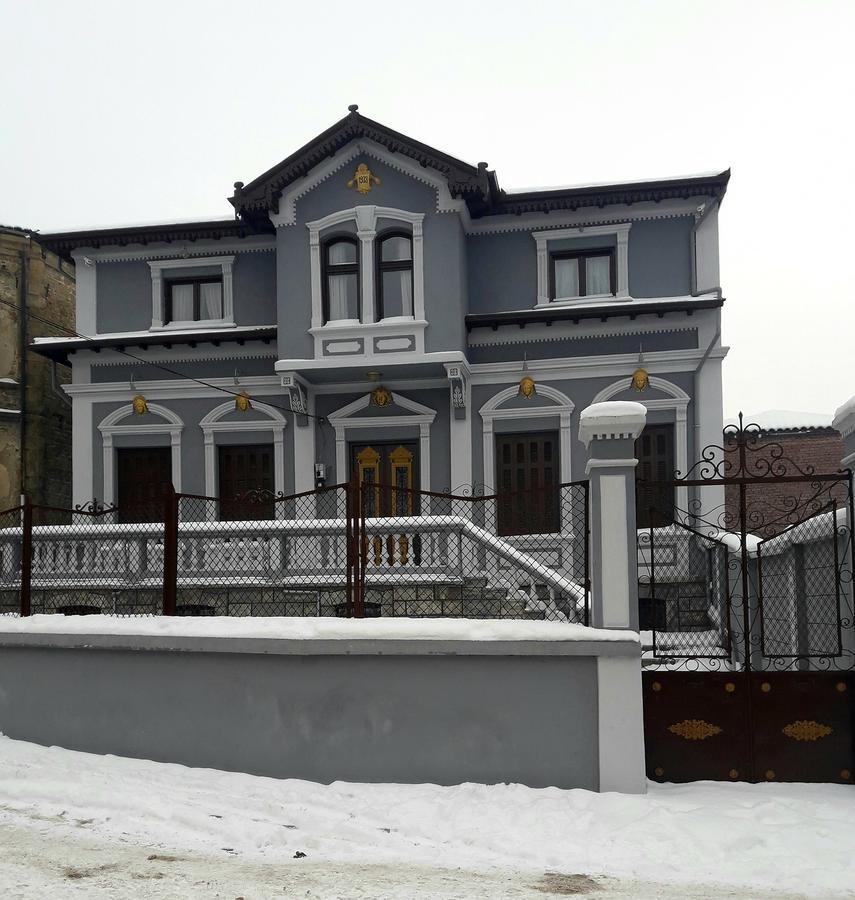 Hotel Vila Mano Korce Buitenkant foto