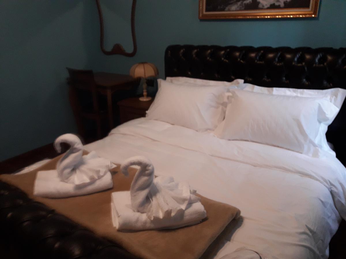 Hotel Vila Mano Korce Buitenkant foto