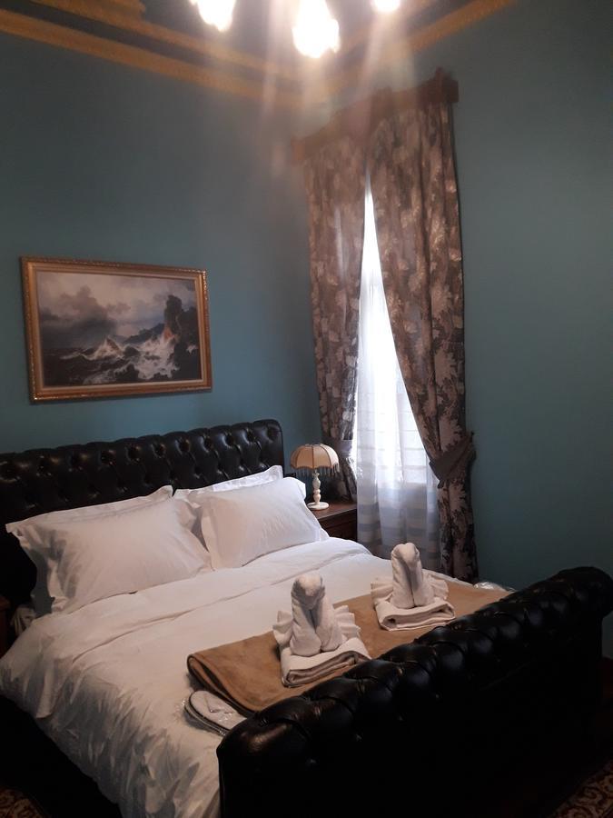 Hotel Vila Mano Korce Buitenkant foto