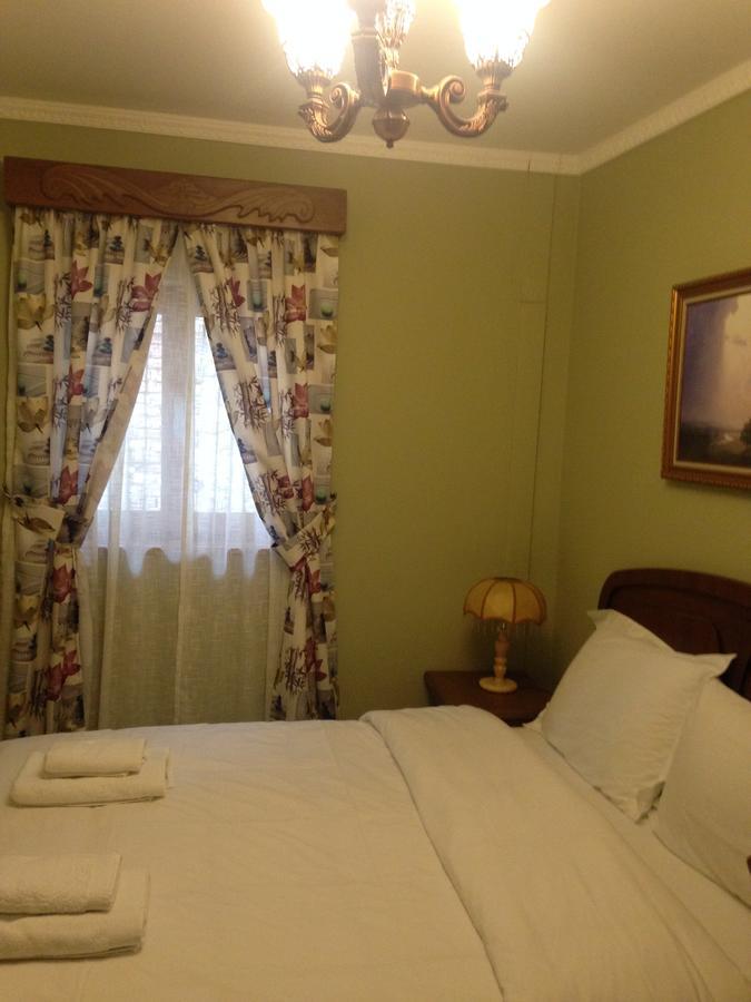 Hotel Vila Mano Korce Buitenkant foto